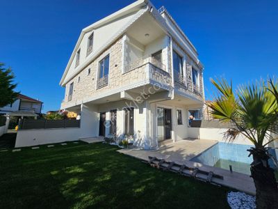 Konut-Villa