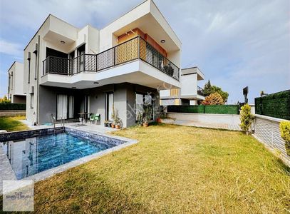 Konut-Villa