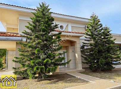 Konut-Villa