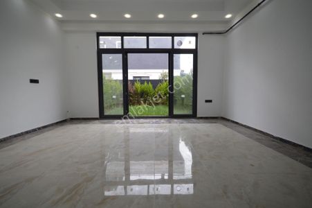 Konut-Villa