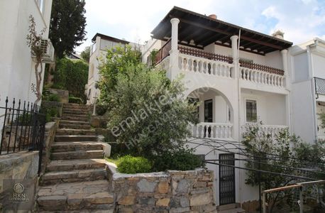 Konut-Villa