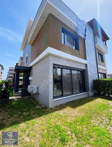 Konut-Villa