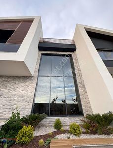 Konut-Villa
