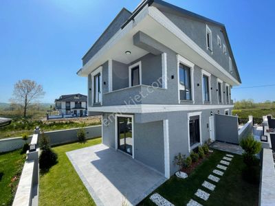 Konut-Villa