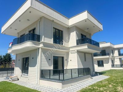 Konut-Villa