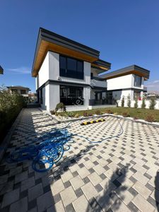 Konut-Villa