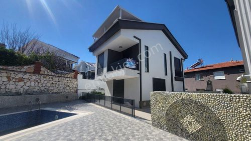Konut-Villa
