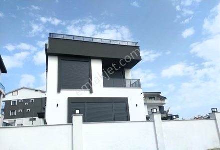 Konut-Villa