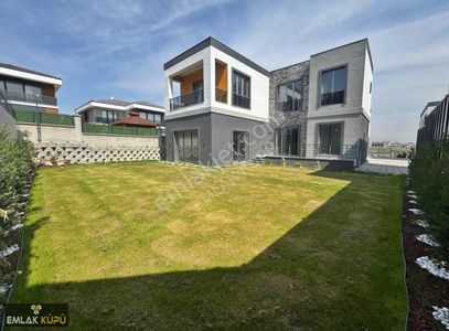 Konut-Villa