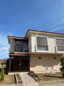 Konut-Villa