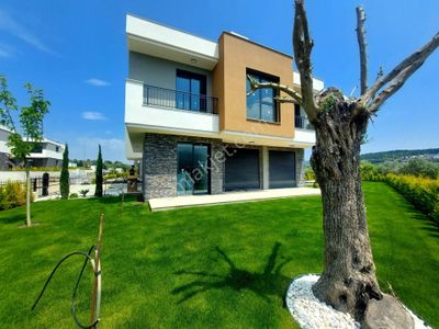 Konut-Villa