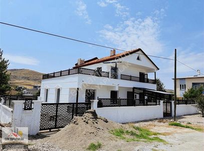 Konut-Villa