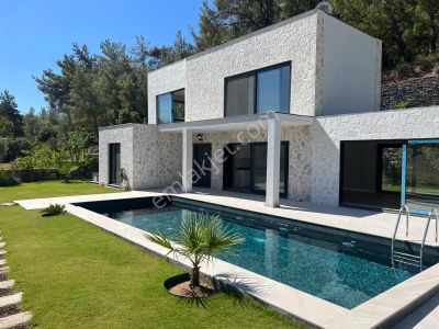 Konut-Villa