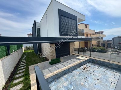 Konut-Villa