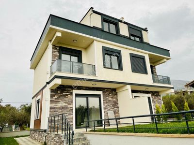 Konut-Villa