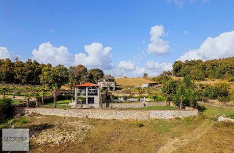 Konut-Villa