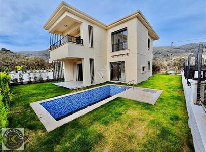 Konut-Villa
