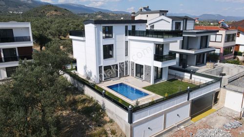Konut-Villa