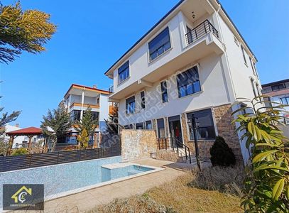 Konut-Villa