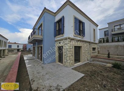Konut-Villa