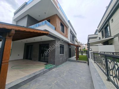 Konut-Villa