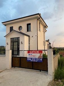 Konut-Villa