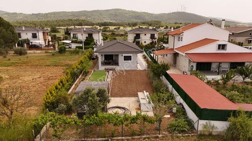 Konut-Villa