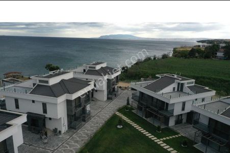 Konut-Villa