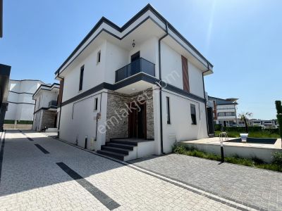 Konut-Villa