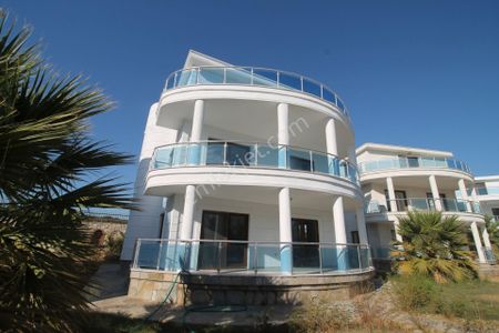 Konut-Villa