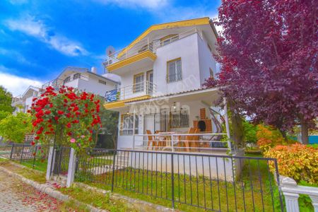 Konut-Villa