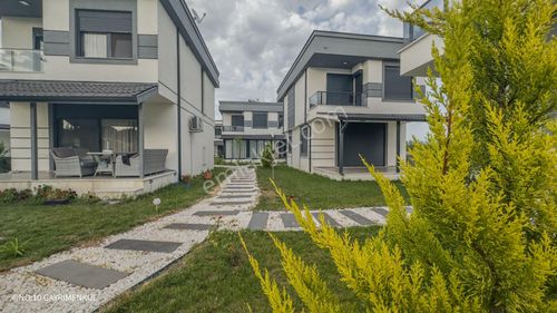 Konut-Villa