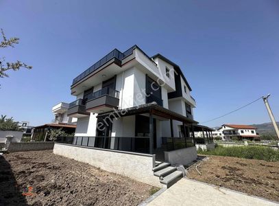 Konut-Villa