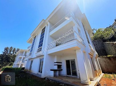 Konut-Villa