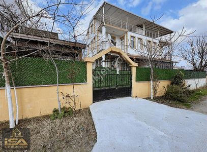 Konut-Villa