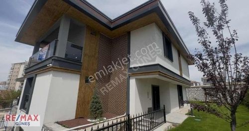 Konut-Villa