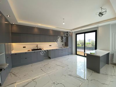 Konut-Villa