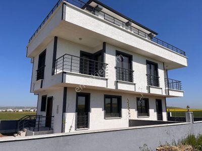 Konut-Villa