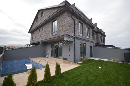 Konut-Villa