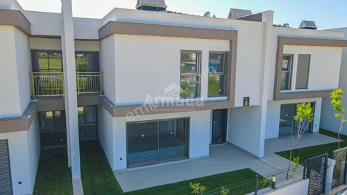 Konut-Villa
