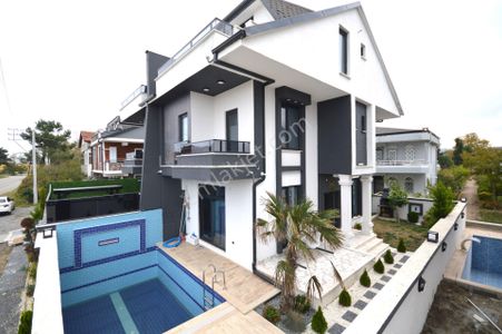 Konut-Villa