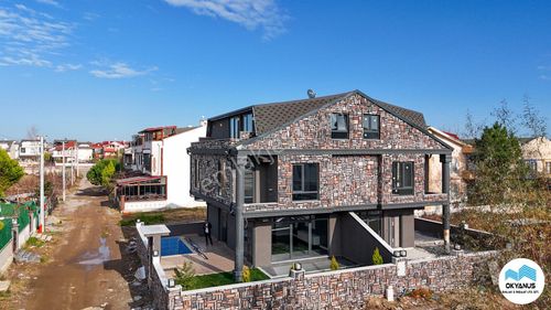 Konut-Villa
