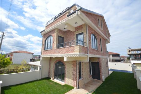 Konut-Villa