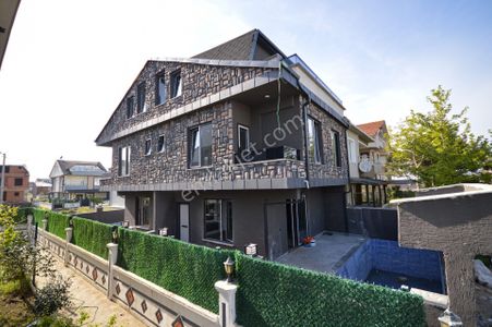 Konut-Villa