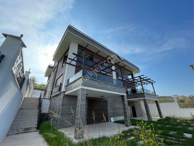 Konut-Villa