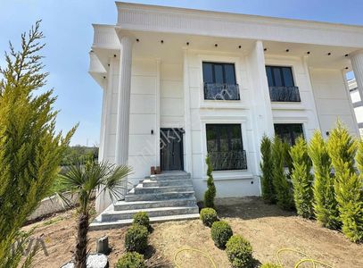 Konut-Villa