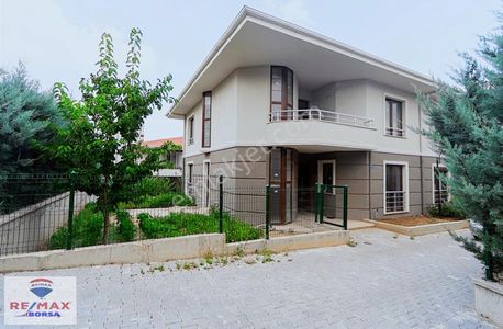 Konut-Villa