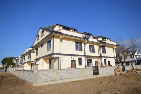 Konut-Villa