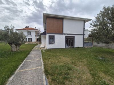 Konut-Villa