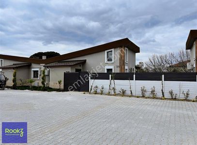 Konut-Villa